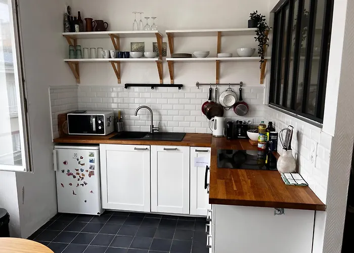 Joli Logement Renove Proche Centre-Ville
